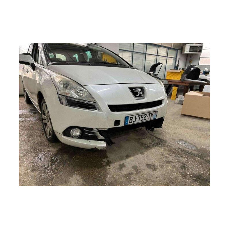 Pare choc arriere PEUGEOT 5008 1 PHASE 1 d’occasion