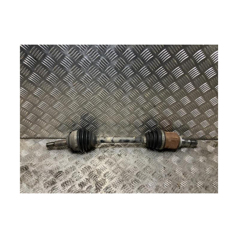 Cardan gauche (transmission) TOYOTA YARIS 2 PHASE 2 d’occasion