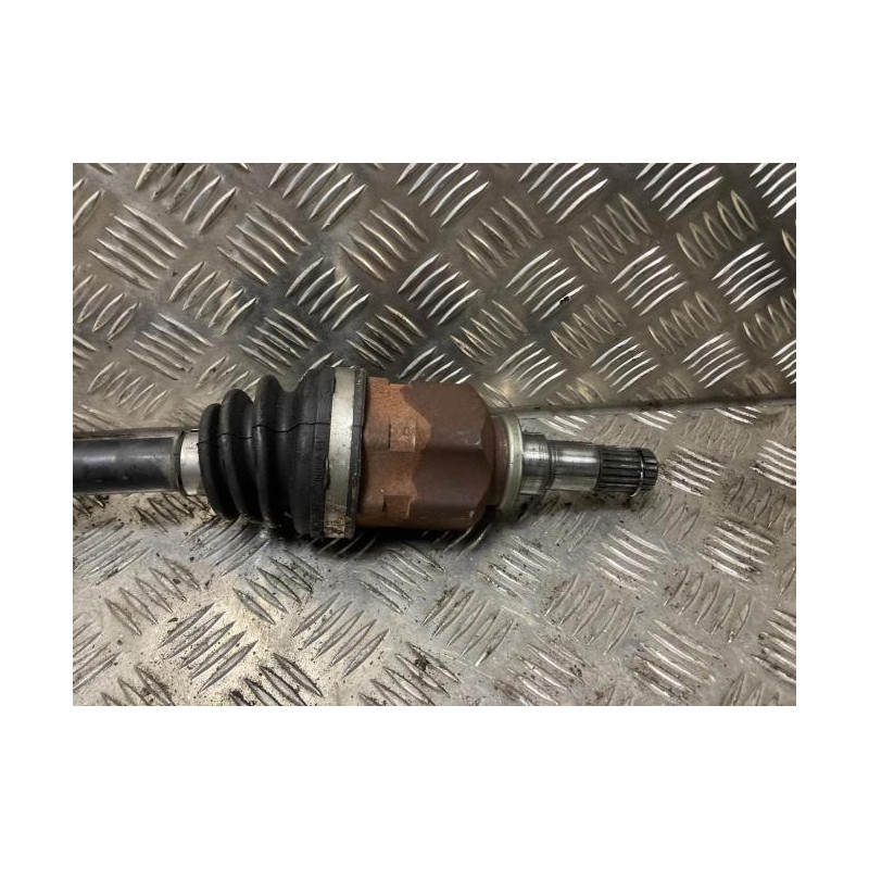 Cardan droit (transmission) TOYOTA YARIS 2 PHASE 2 d’occasion