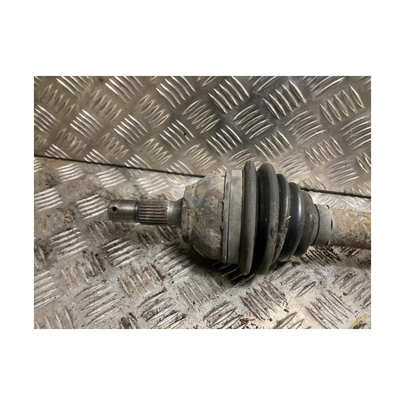 Cardan gauche (transmission) PEUGEOT PARTNER 1 PHASE 2 d’occasion