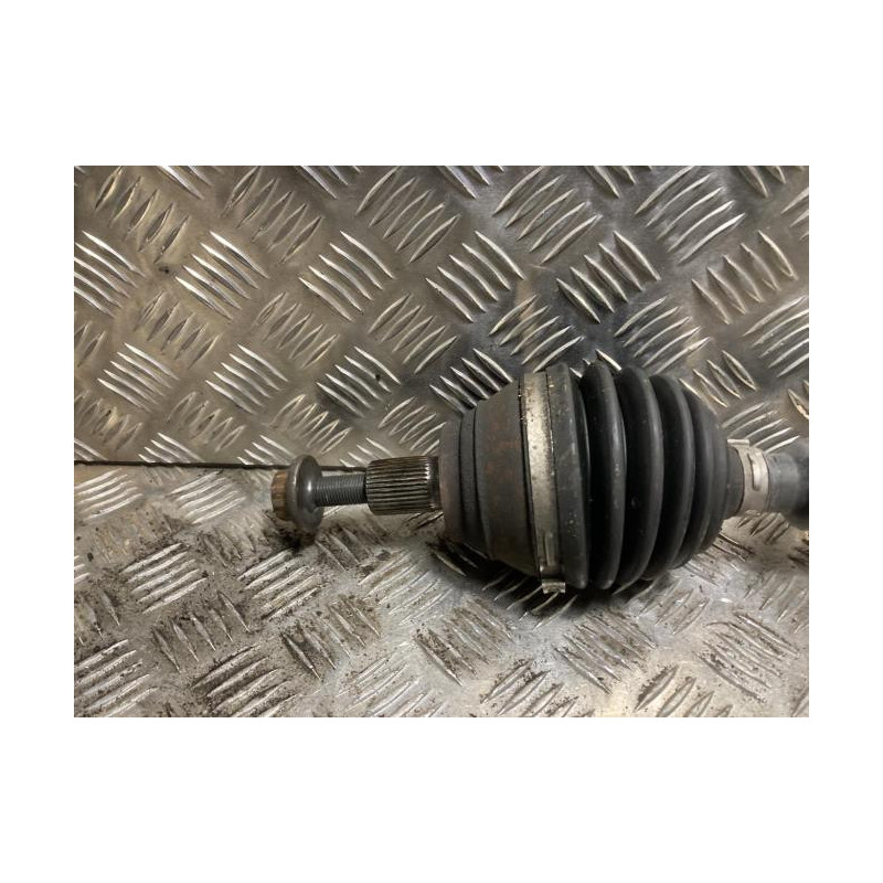 Cardan droit (transmission) SKODA OCTAVIA 3 PHASE 1 d’occasion