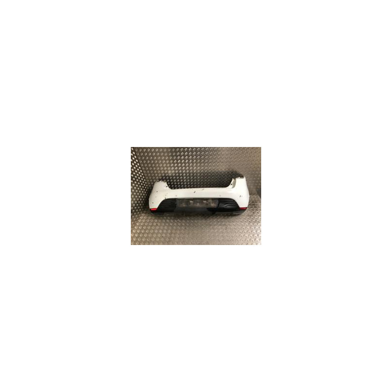 Pare choc arriere RENAULT CLIO 4 PHASE 1 d’occasion