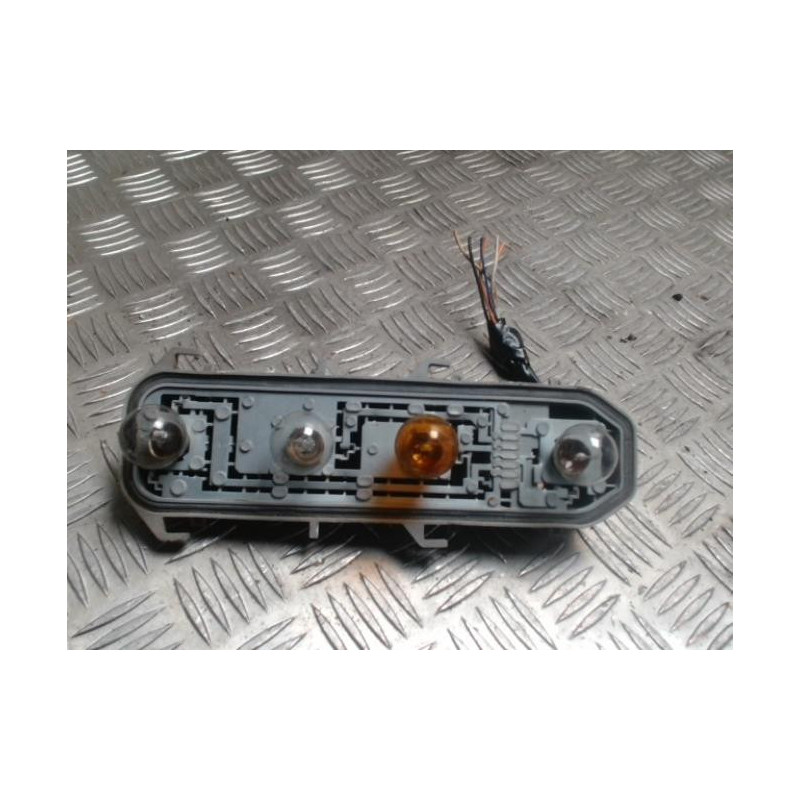 Platine feu arriere droit RENAULT CLIO 2 PHASE 1 d’occasion