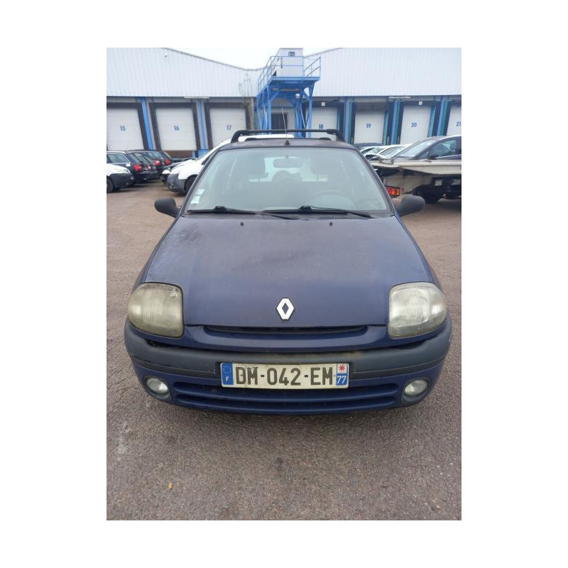 Platine feu arriere droit RENAULT CLIO 2 PHASE 1 d’occasion