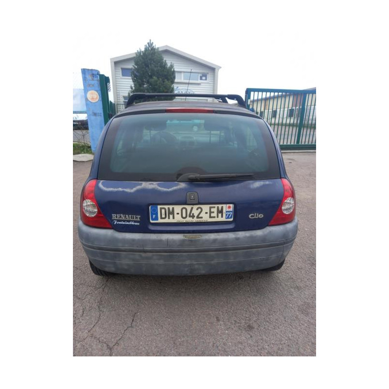 Platine feu arriere droit RENAULT CLIO 2 PHASE 1 d’occasion