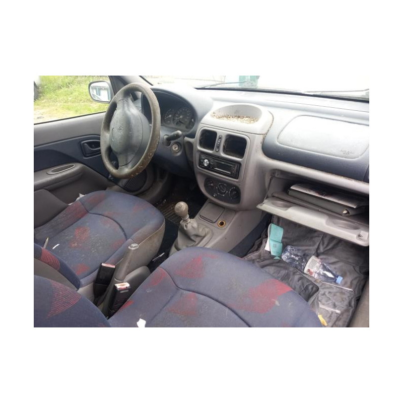 Platine feu arriere droit RENAULT CLIO 2 PHASE 1 d’occasion