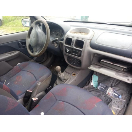 Platine feu arriere droit RENAULT CLIO 2 PHASE 1 d’occasion