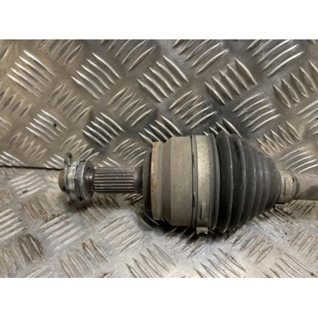 Cardan gauche (transmission) PEUGEOT 208 2 d’occasion