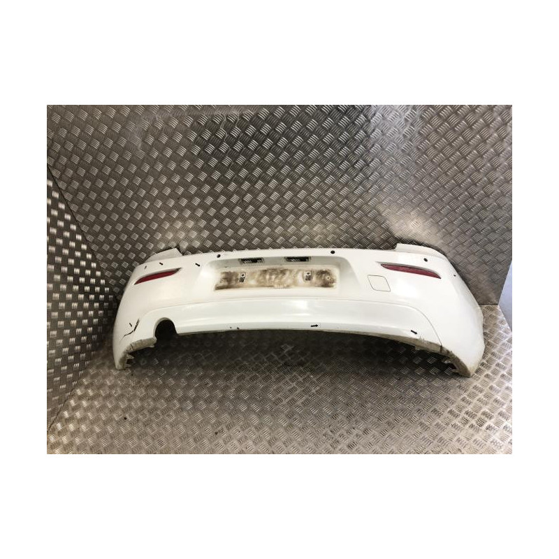 Pare choc arriere BMW SERIE 1 F21 PHASE 2 d’occasion