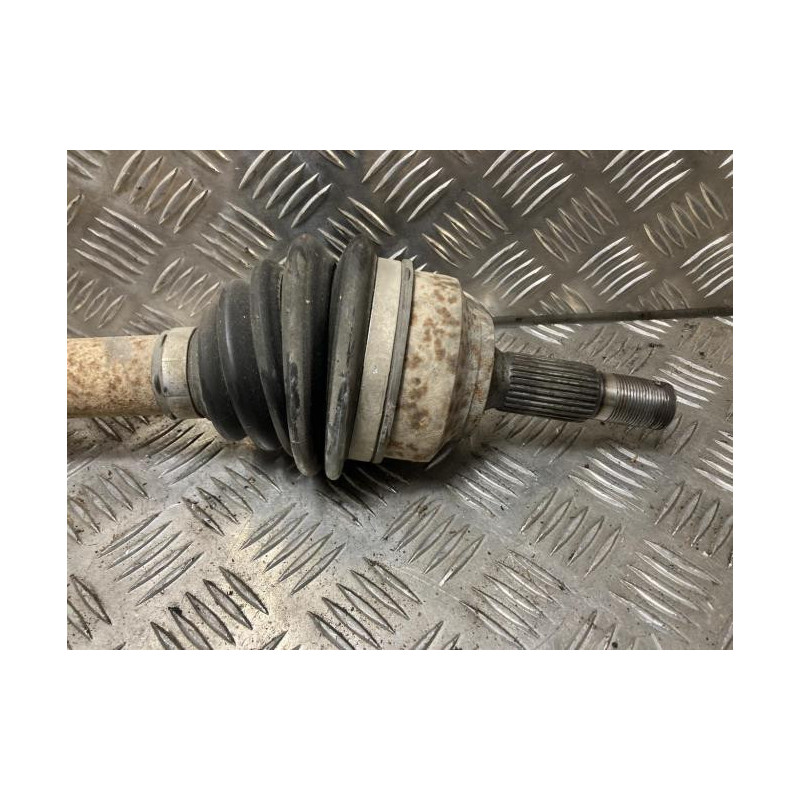 Cardan gauche (transmission) PEUGEOT 407 PHASE 2 d’occasion