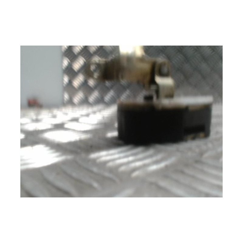 Serrure de capot RENAULT MASTER 2 PHASE 1 d’occasion