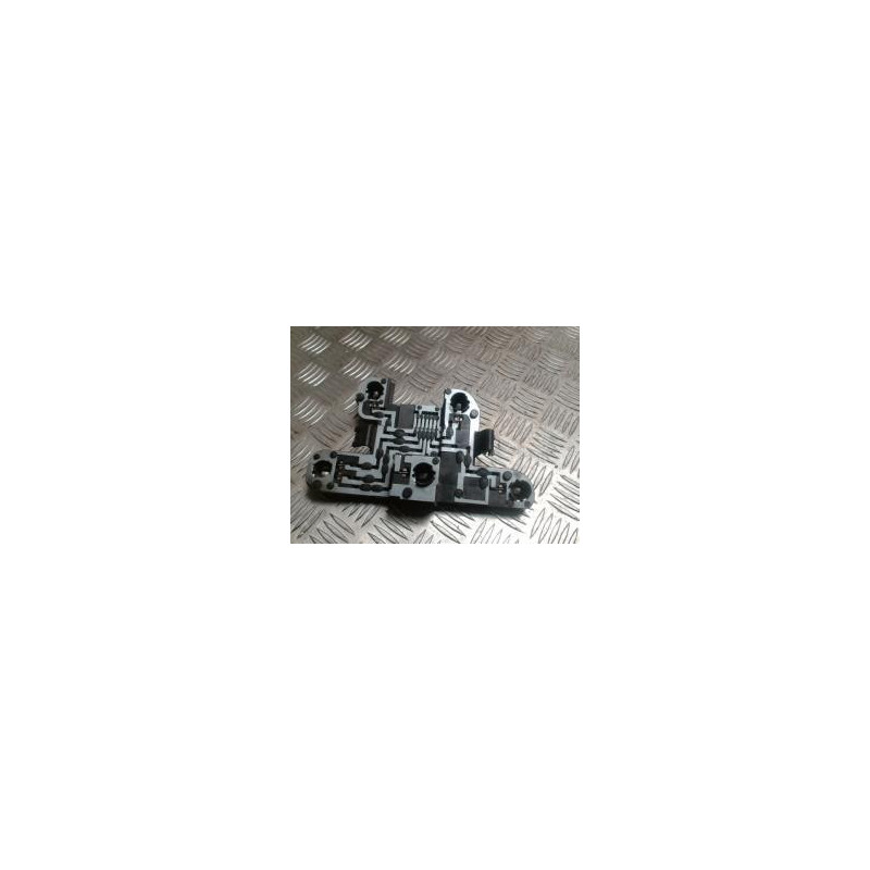 Platine feu arriere gauche RENAULT MEGANE 1 PHASE 2 d’occasion