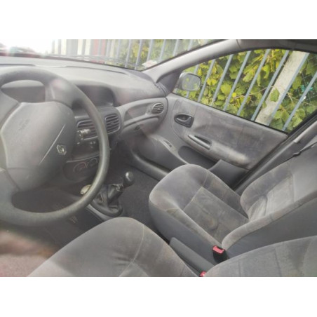 Platine feu arriere gauche RENAULT MEGANE 1 PHASE 2 d’occasion