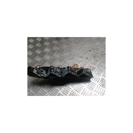 Platine feu arriere droit RENAULT SCENIC 2 PHASE 1 d’occasion