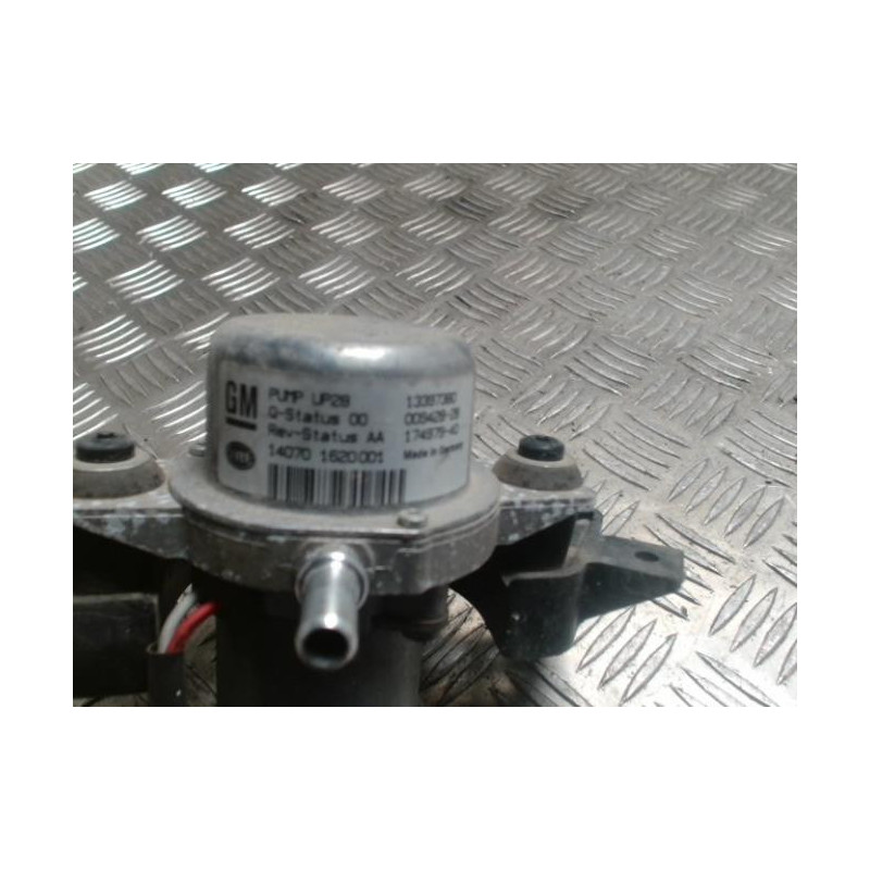 Pompe à vide OPEL MERIVA B PHASE 1 d’occasion