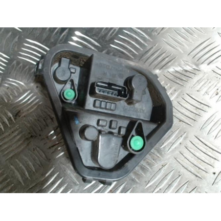 Platine feu arriere droit RENAULT CLIO 3 PHASE 1 BREAK d’occasion