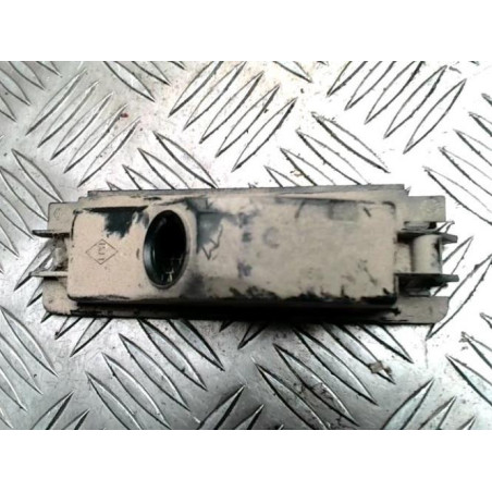 Eclairage de plaque DACIA SANDERO 1 d’occasion
