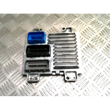 Calculateur OPEL MERIVA B PHASE 1 d’occasion