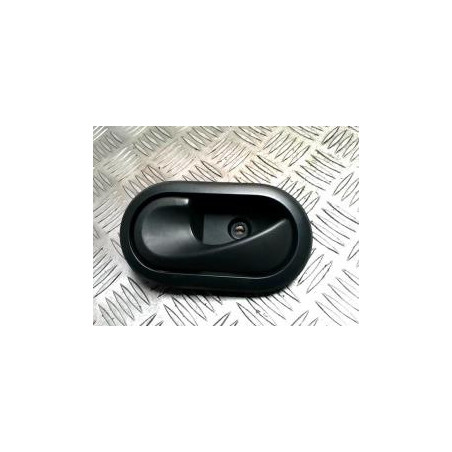 Poignee interieur avant gauche DACIA SANDERO 1 d’occasion