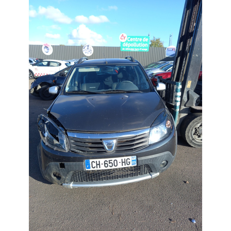 Joint de porte avant droite DACIA SANDERO 1 d’occasion
