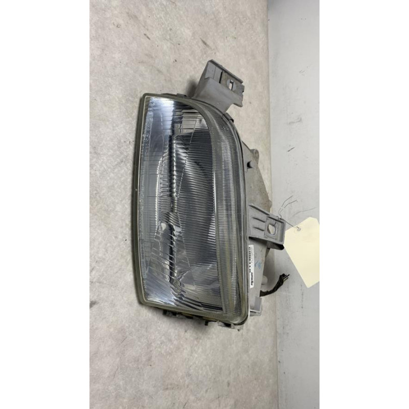 Optique avant principal gauche (feux)(phare) FIAT PUNTO 1 PHASE 1 d’occasion