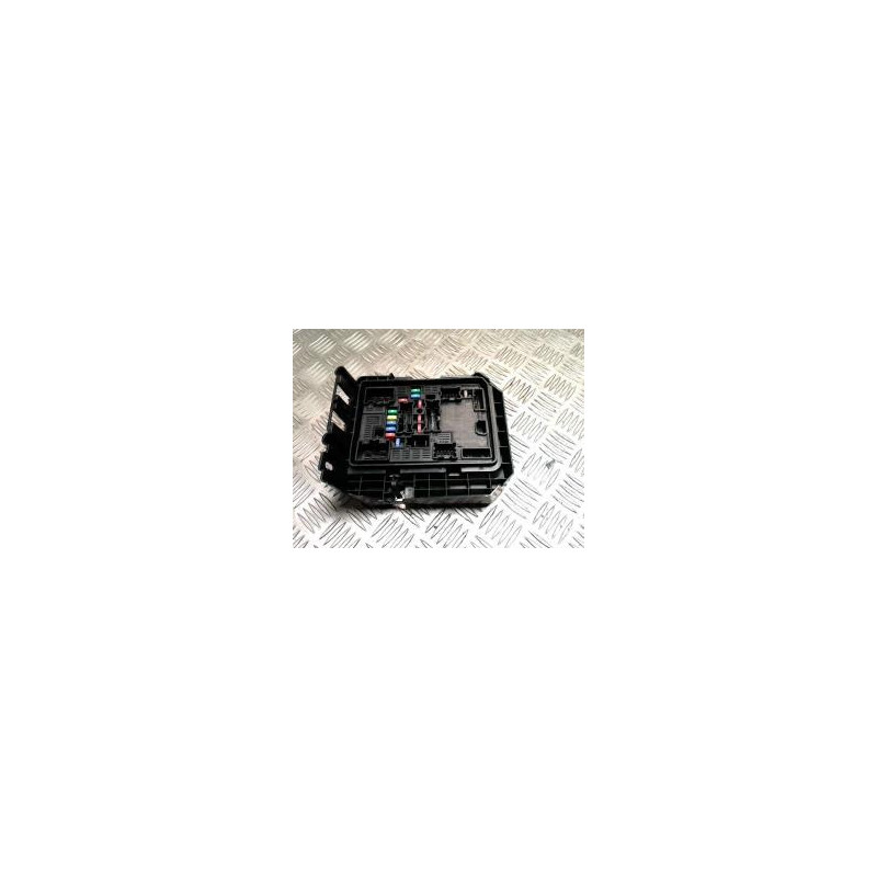 Boitier USM  RENAULT CLIO 5 PHASE 1 d’occasion