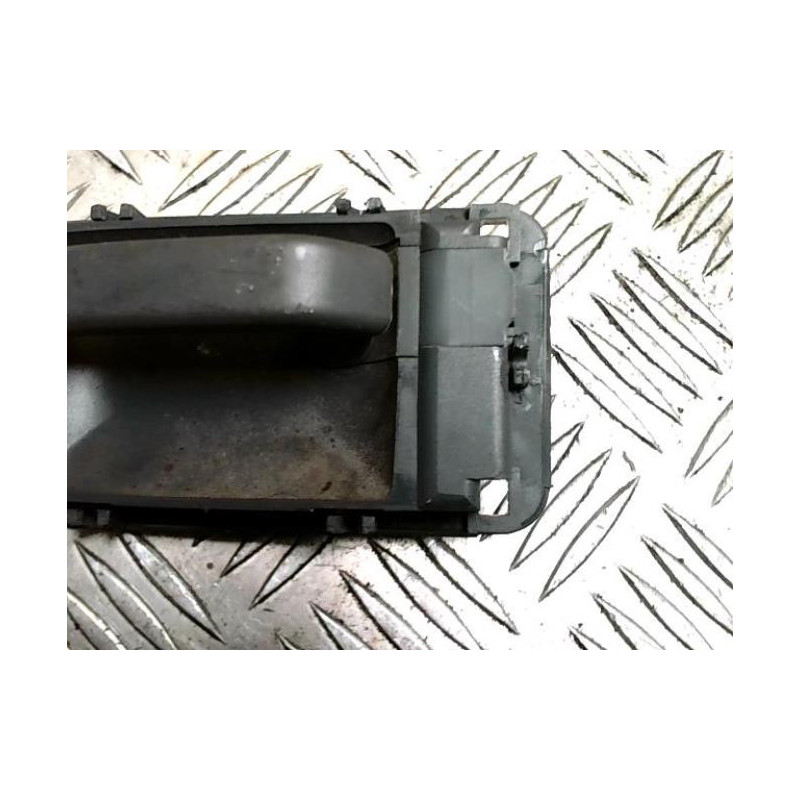 Poignee interieur porte de coffre droite CITROEN JUMPY d’occasion
