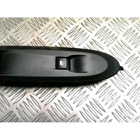 Interrupteur de leve vitre avant droit CITROEN C4 2 PHASE 2 d’occasion