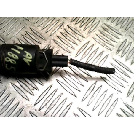 Pompe lave glace avant NISSAN MICRA 3 PHASE 1 d’occasion