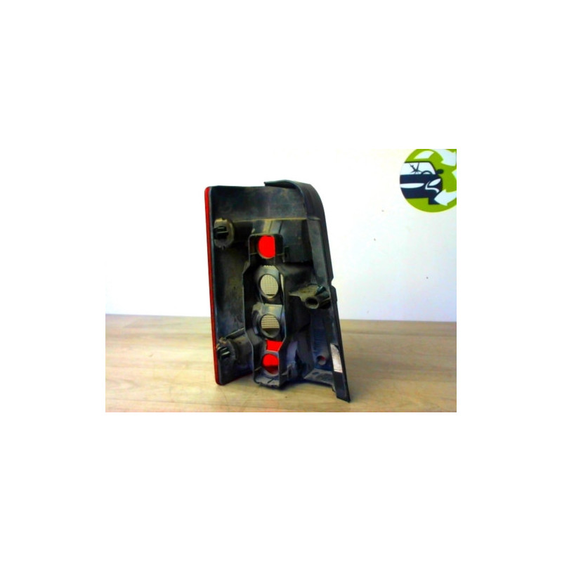 Feu arriere principal droit (feux) CITROEN BERLINGO 1 PHASE 1 d’occasion