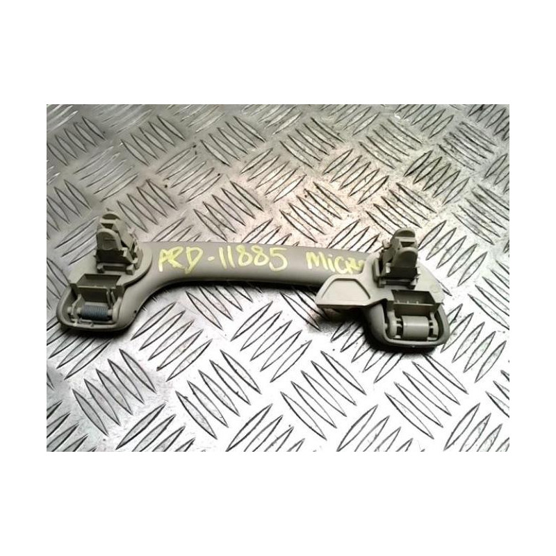 Poignee de maintien arriere gauche NISSAN MICRA 3 PHASE 1 d’occasion