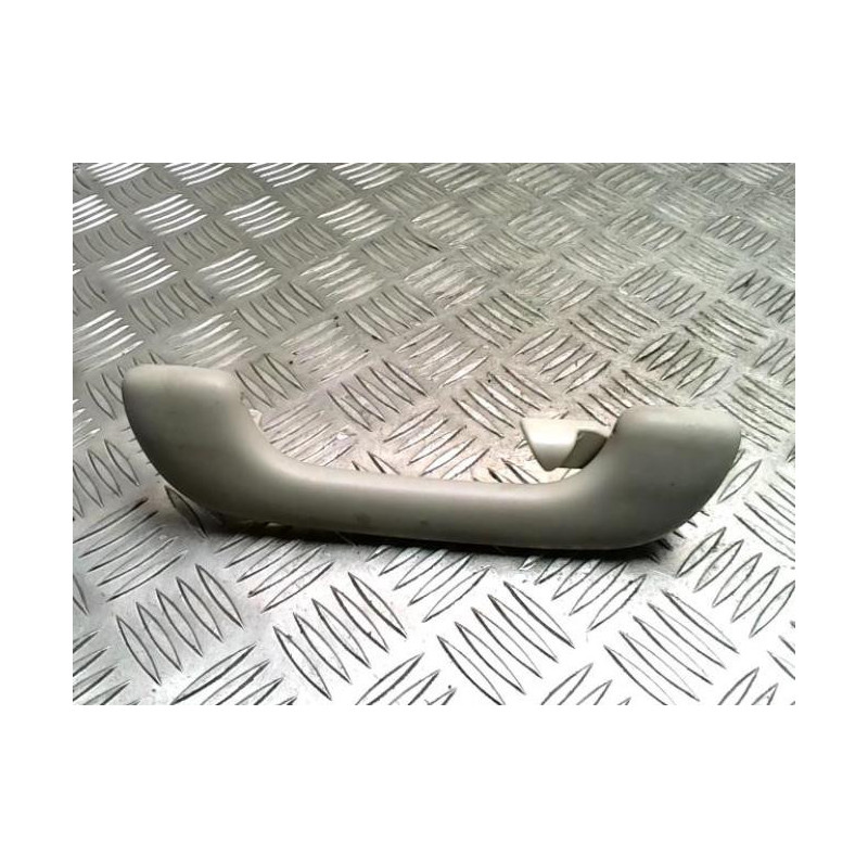 Poignee de maintien arriere gauche NISSAN MICRA 3 PHASE 1 d’occasion