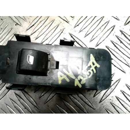 Interrupteur de leve vitre avant droit PEUGEOT 207 PHASE 1 d’occasion