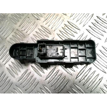 Interrupteur de leve vitre avant droit PEUGEOT 207 PHASE 1 d’occasion