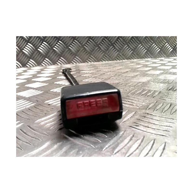 Attache ceinture avant gauche CITROEN JUMPY d’occasion
