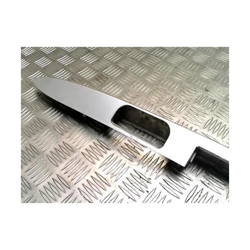 Baguette de coffre PEUGEOT 307 PHASE 2 BREAK d’occasion