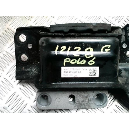 Support moteur gauche VOLKSWAGEN POLO 6 PHASE 1 d’occasion