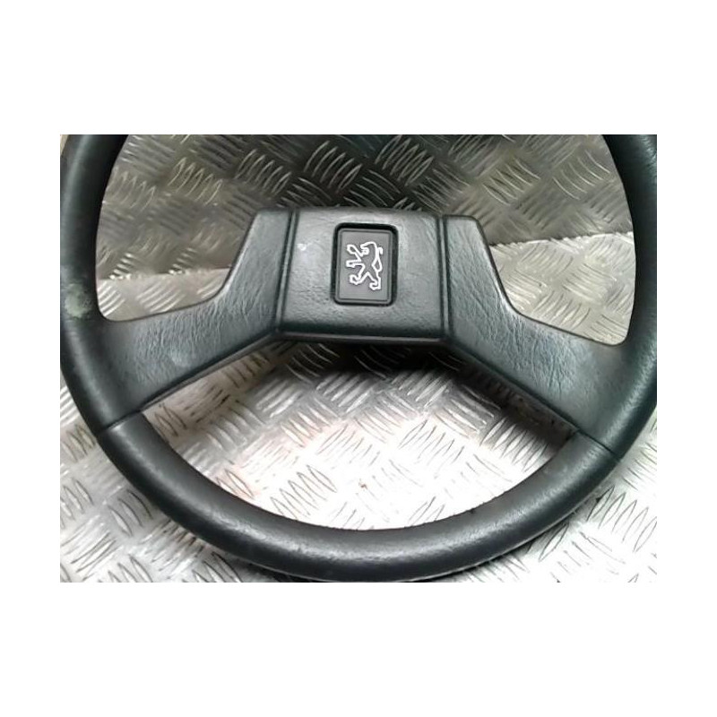 Volant PEUGEOT 405 PHASE 1 d’occasion