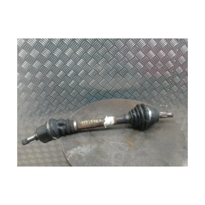 Cardan gauche (transmission) PEUGEOT 207 PHASE 2 BREAK d’occasion