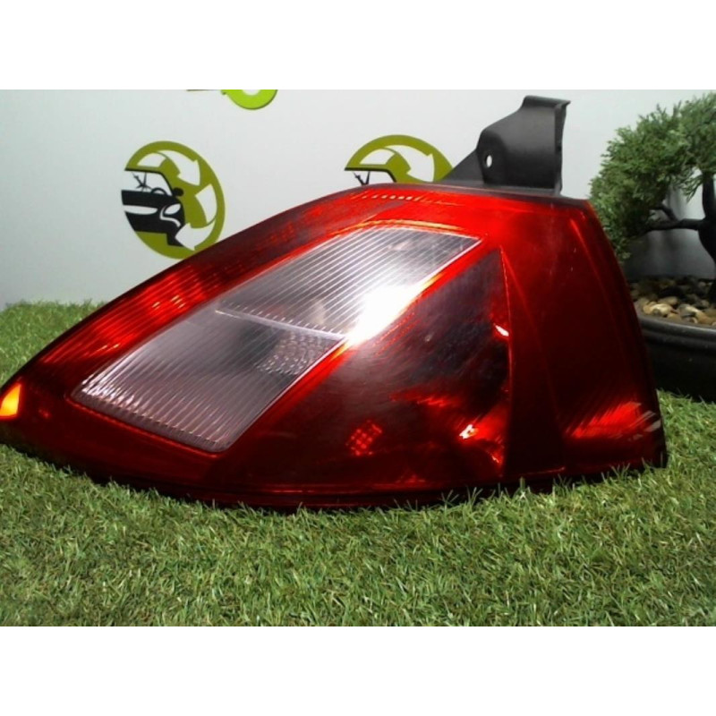 Feu arriere principal droit (feux) RENAULT MEGANE 2 PHASE 1 d’occasion