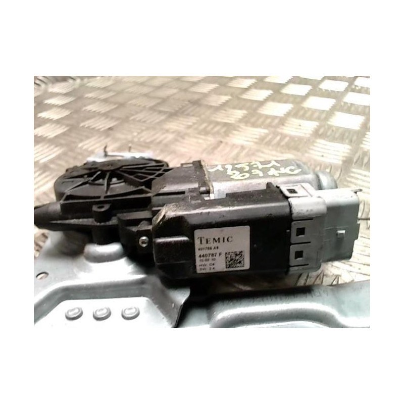 Leve vitre electrique avant gauche PEUGEOT 207 PHASE 1 d’occasion