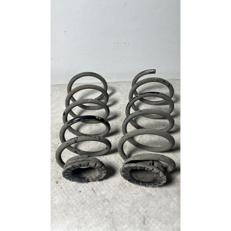 Ressort de suspension arriere OPEL CORSA D PHASE 1 d’occasion