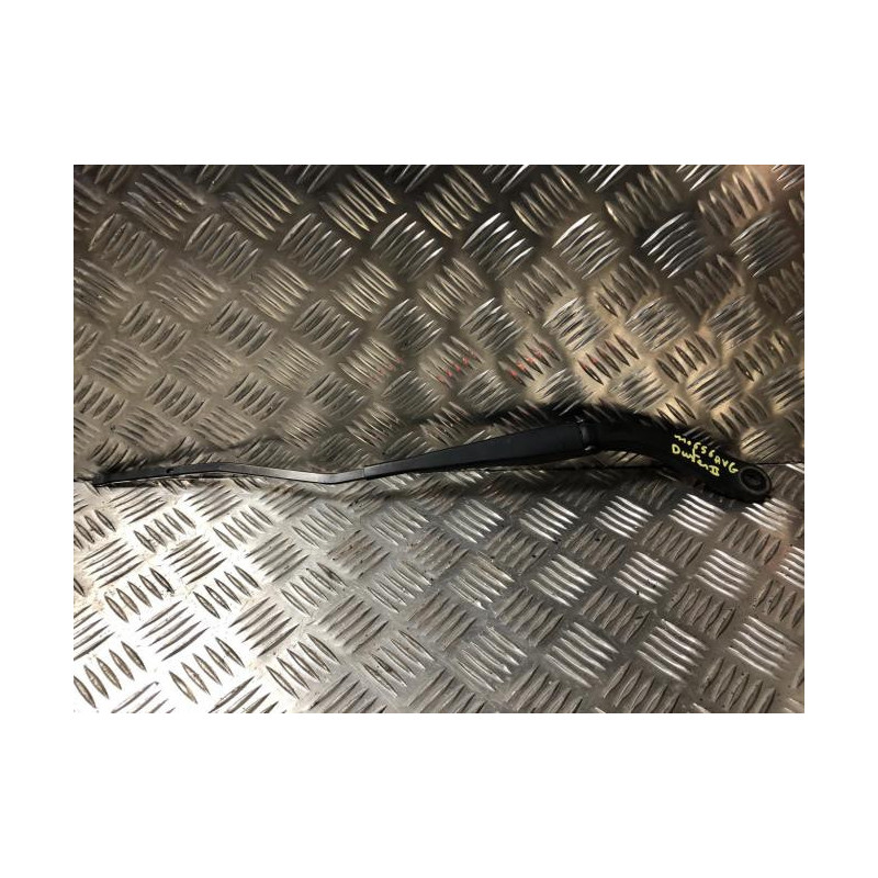 Bras essuie glace avant gauche DACIA DUSTER 2 PHASE 1 d’occasion