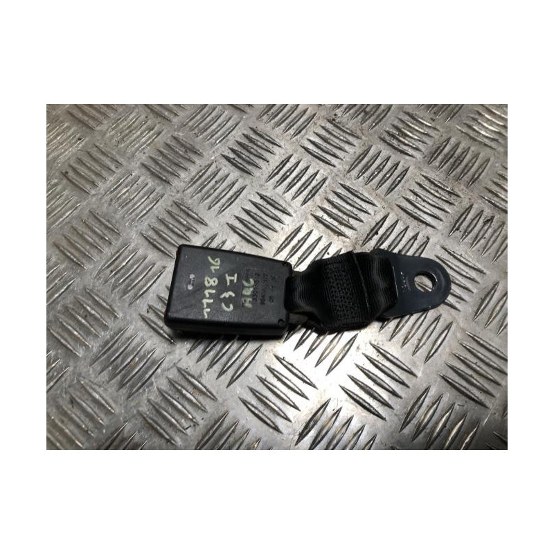Attache ceinture arriere centrale CITROEN C3 1 PHASE 2 d’occasion