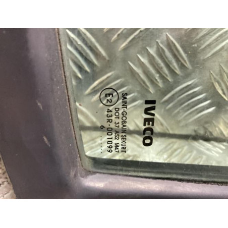 Custode avant gauche IVECO DAILY 3 d’occasion