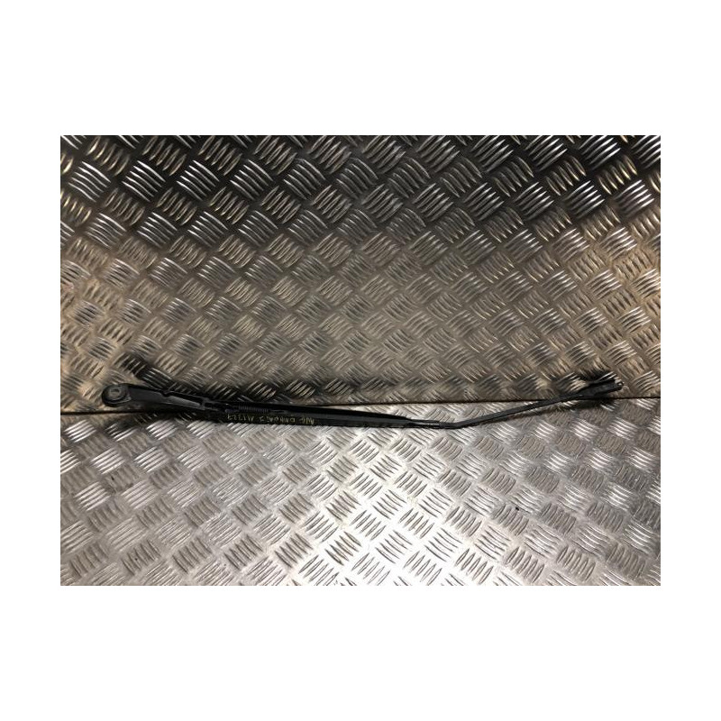 Bras essuie glace avant gauche NISSAN QASHQAI 1 PHASE 2 d’occasion