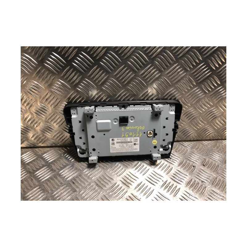 Ecran GPS SKODA OCTAVIA 3 PHASE 1 d’occasion