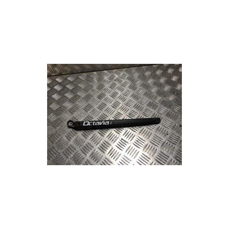 Bras essuie glace arriere SKODA OCTAVIA 3 PHASE 1 d’occasion