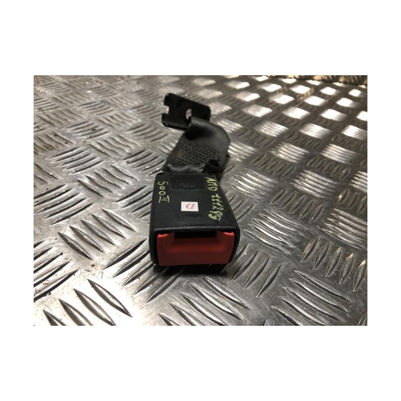 Attache ceinture arriere droit FIAT 500 2 PHASE 2 d’occasion
