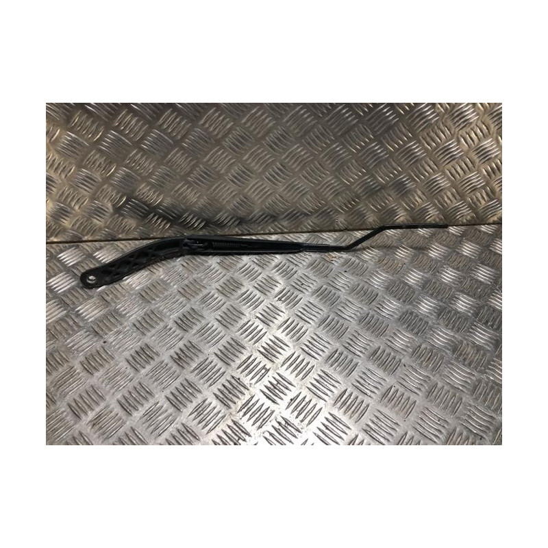 Bras essuie glace avant gauche RENAULT MEGANE 4 PHASE 1 d’occasion